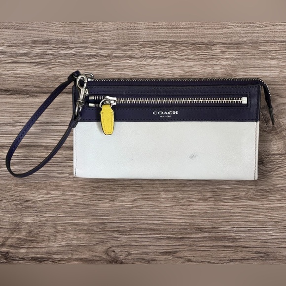 Coach Leather Legacy Zippy Wristlet Wallet Colorblock Purple White - Picture 1 of 16